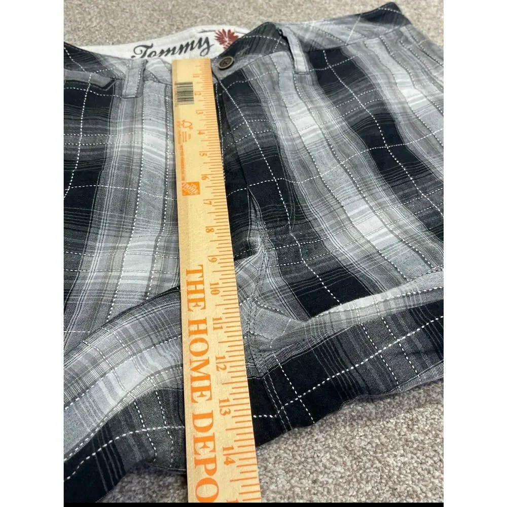 Coastal Old Money Tommy Bahama Flat Front Linen Silk Shorts Size 33 Black Plaid